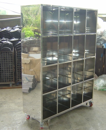 company03b_conew1.jpg